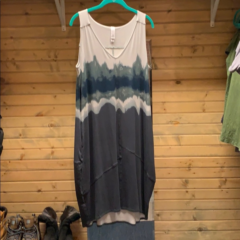 Marla Wynn Dress